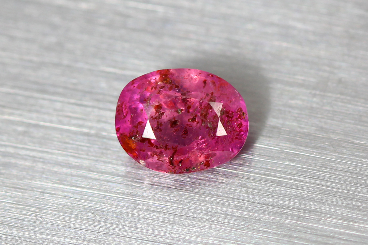 pink sapphire padparadscha