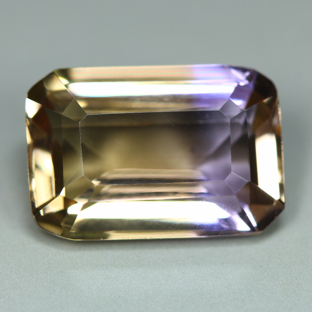 6.57 Cts_Gorgeous !! Loose Gemstone_100 % Natural Bi-Color